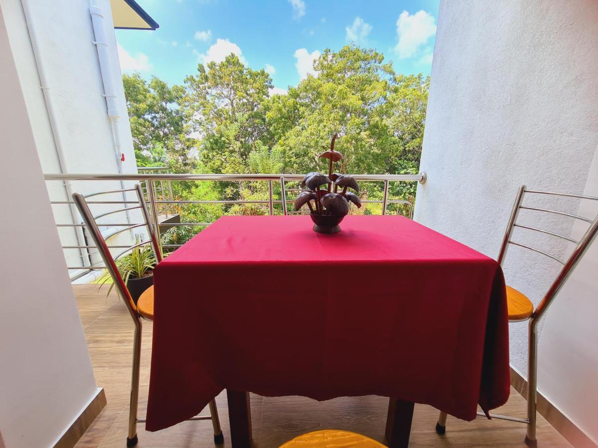 אודוואלאווה Jungle Lodge מראה חיצוני תמונה