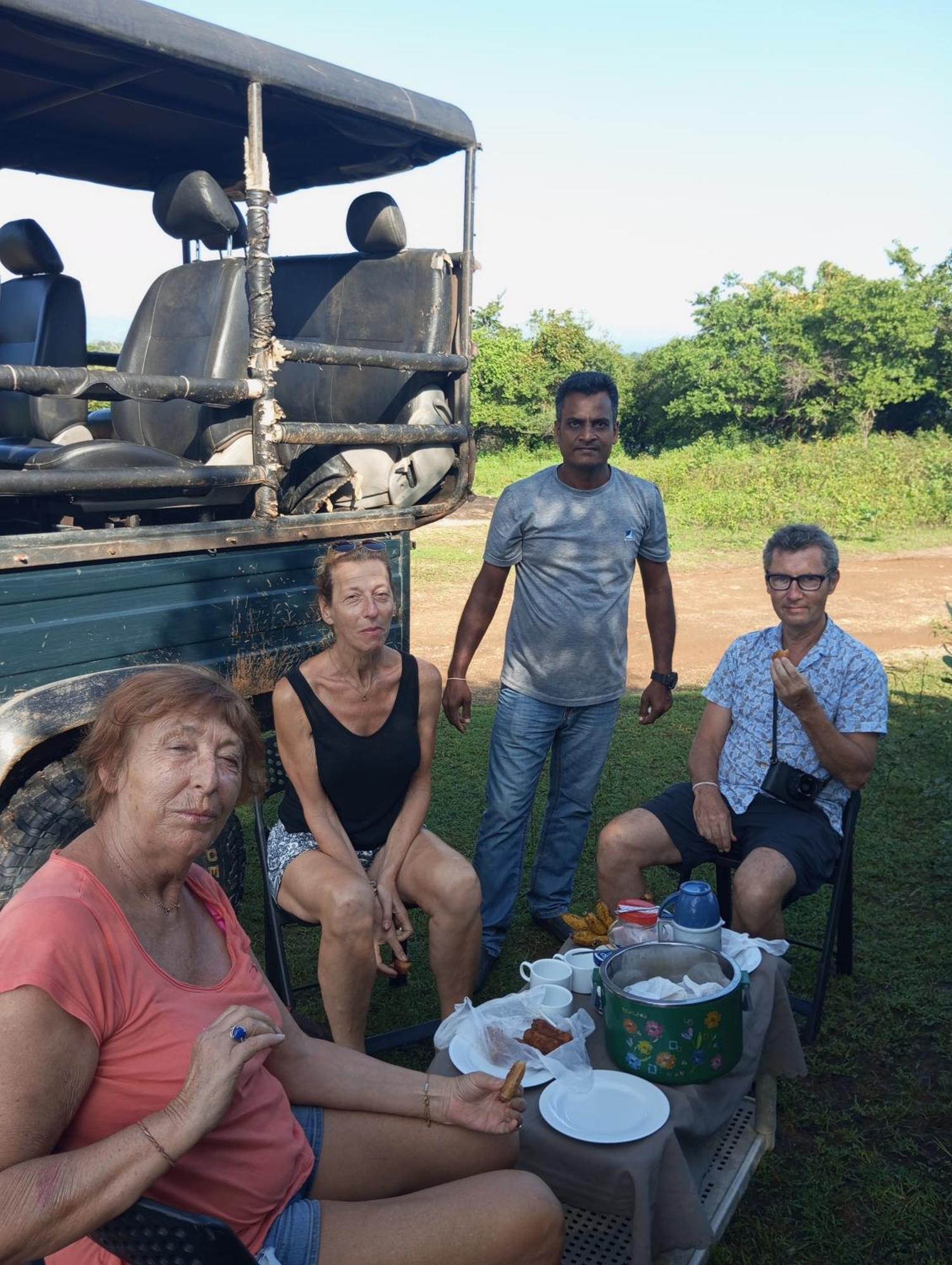 אודוואלאווה Jungle Lodge מראה חיצוני תמונה